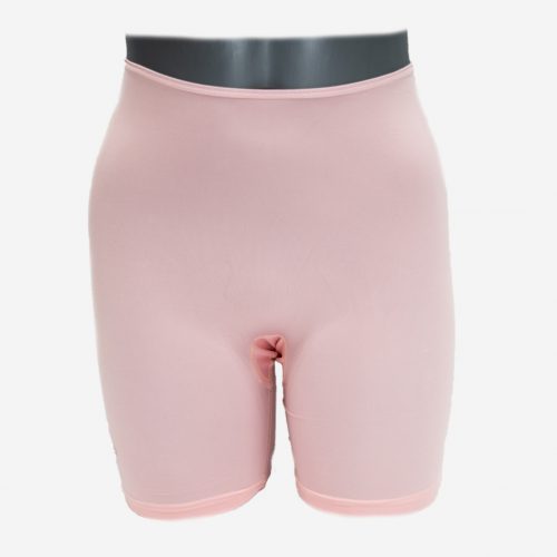 Strakky blush pink broekje onder jurkje